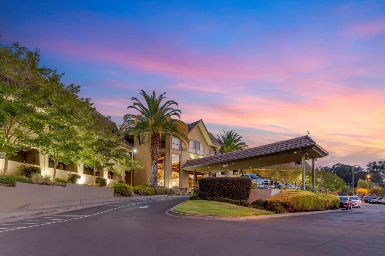 Best Western Plus Novato Oaks Inn Exterior foto