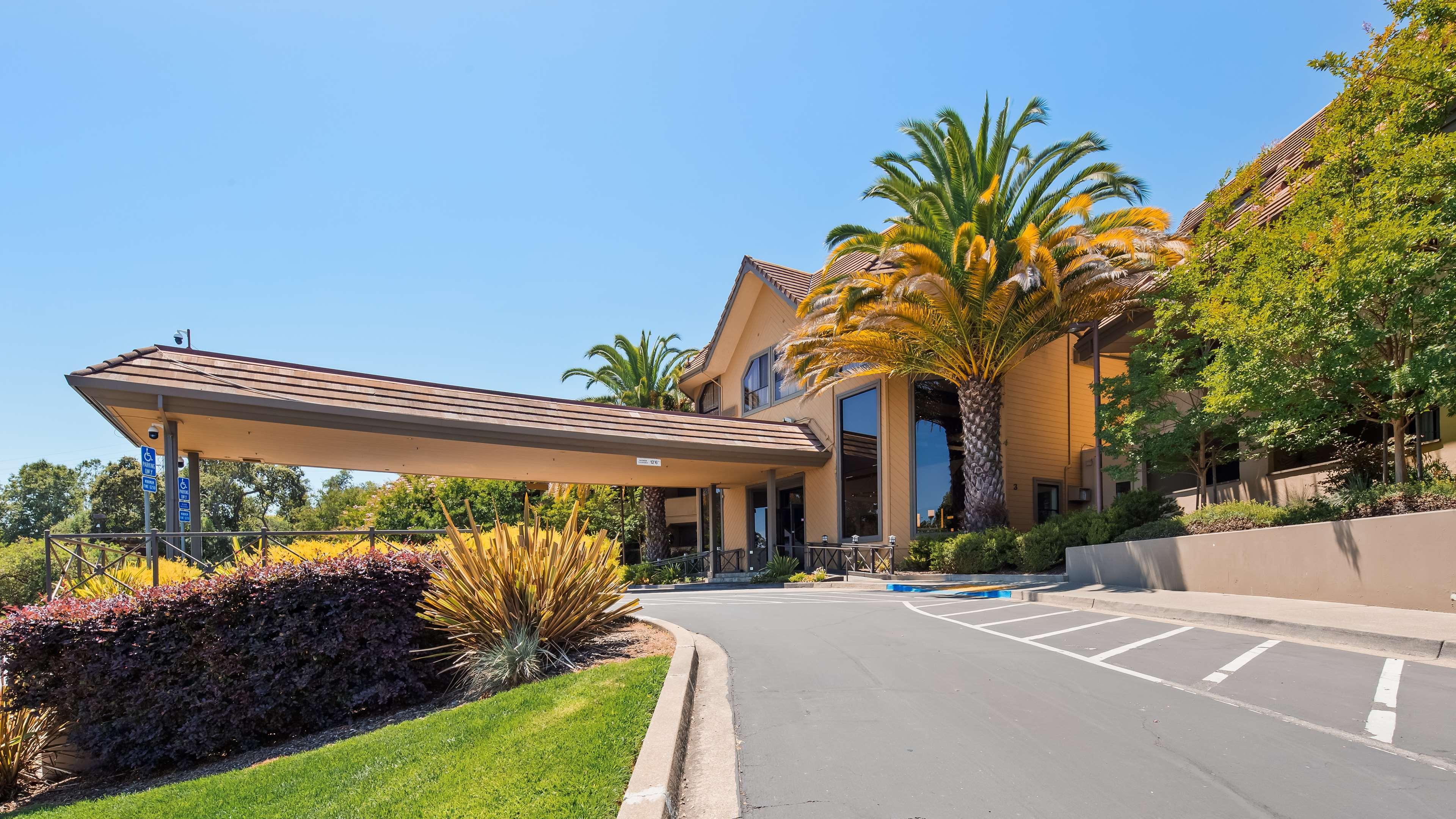 Best Western Plus Novato Oaks Inn Exterior foto